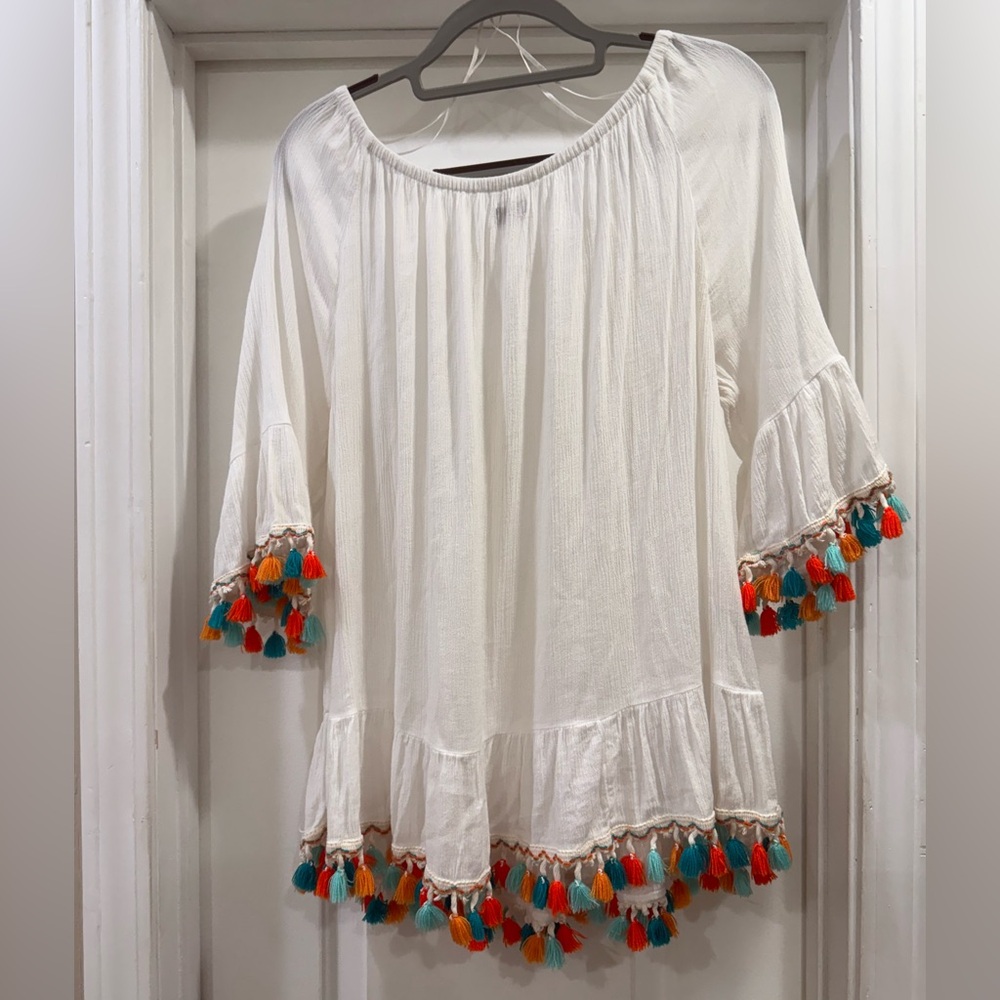 Crown & Ivy White Bell Sleeve Tunic With Tassels Size XL - Picture 2 of 6